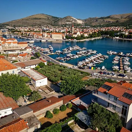 & Zaja Lägenhet Trogir