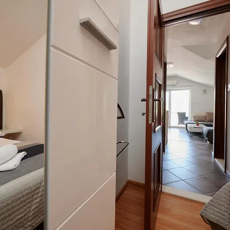 & Zaja Apartman Trogir