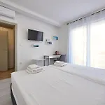 & Zaja Apartment