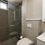 Apartment & Zaja *