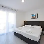 & Zaja Apartment *
