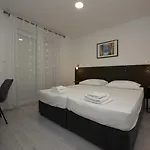 & Zaja Apartment