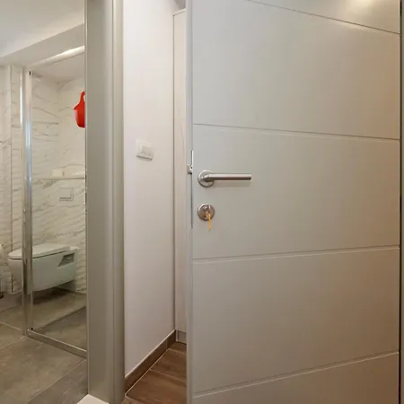 & Zaja Apartment